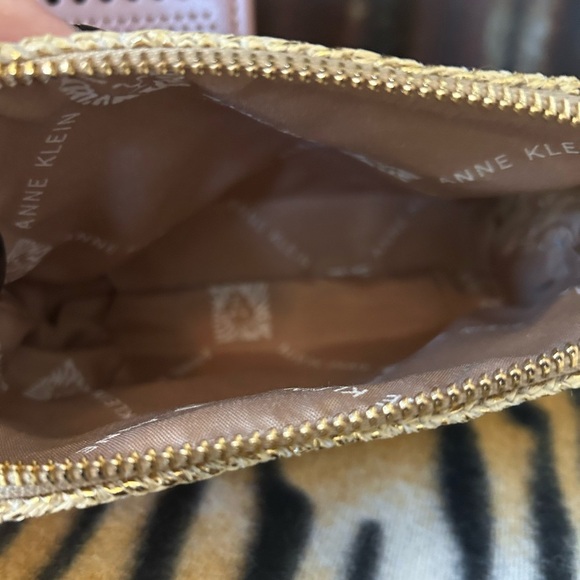 NWOT-Anne Klein 3 piece Handbag Set. - Picture 6 of 12